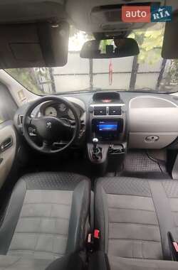 Минивэн Peugeot Expert 2012 в 