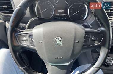 Грузовой фургон Peugeot Expert 2018 в 