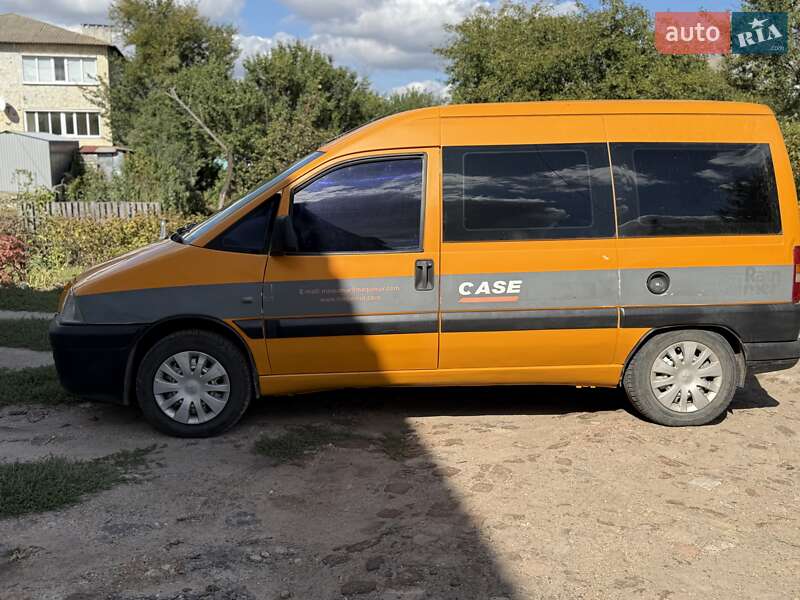 Минивэн Peugeot Expert 2005 в Корсуне-Шевченковском фото 4 Минивэн Peugeot Expert 2005 в Корсуне-Шевченковском