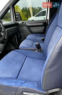 Минивэн Peugeot Expert 2005 в 