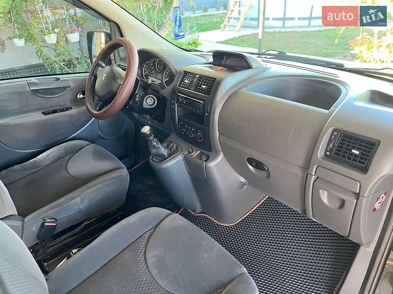 Минивэн Peugeot Expert 2014 в Южноукраинске фото 15 Минивэн Peugeot Expert 2014 в Южноукраинске