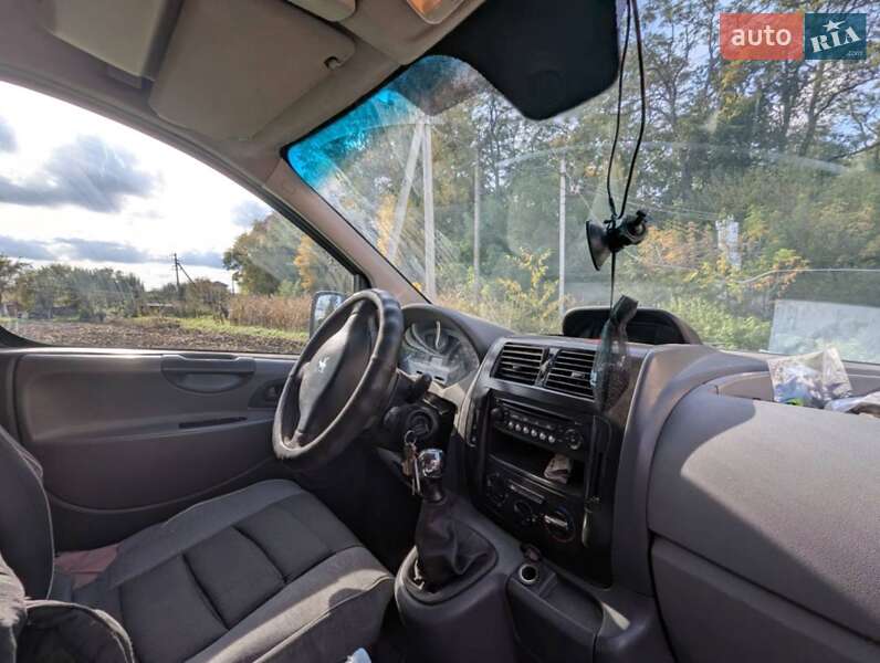 Минивэн Peugeot Expert 2009 в Черновцах