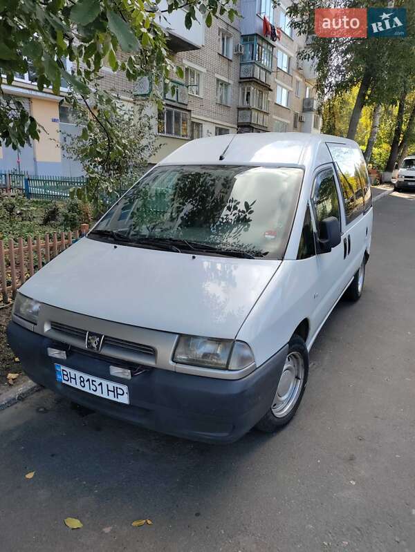 Минивэн Peugeot Expert 2002 в Черноморске