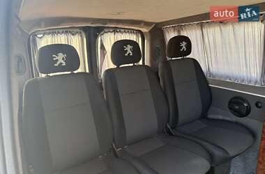 Мінівен Peugeot Expert 2009 в  фото 20 Мінівен Peugeot Expert 2009 в