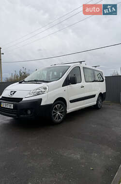 Минивэн Peugeot Expert 2008 в Черновцах Минивэн Peugeot Expert 2008 в Черновцах