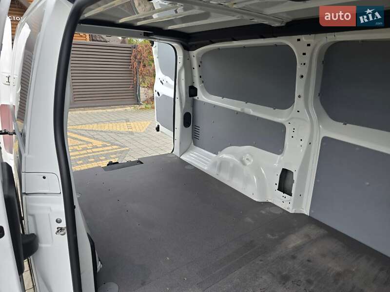 Грузовой фургон Peugeot Expert 2020 в Стрые