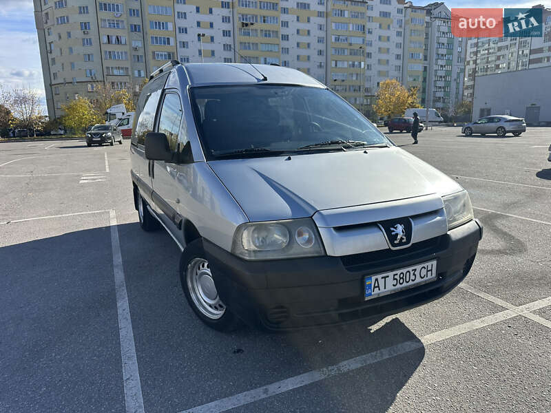 Минивэн Peugeot Expert 2004 в Ивано-Франковске фото 8 Минивэн Peugeot Expert 2004 в Ивано-Франковске