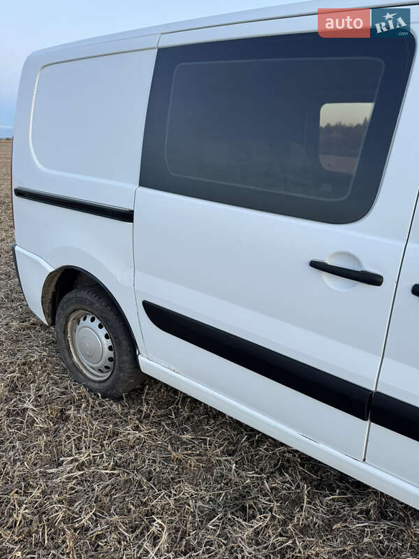 Мінівен Peugeot Expert 2009 в Жидачові