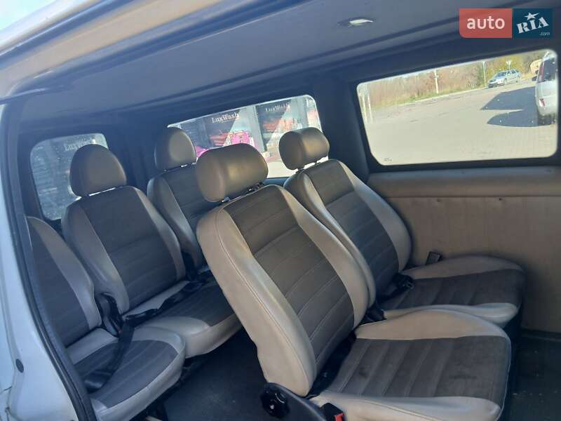 Мінівен Peugeot Expert 2008 в Новояворівську фото 11 Мінівен Peugeot Expert 2008 в Новояворівську