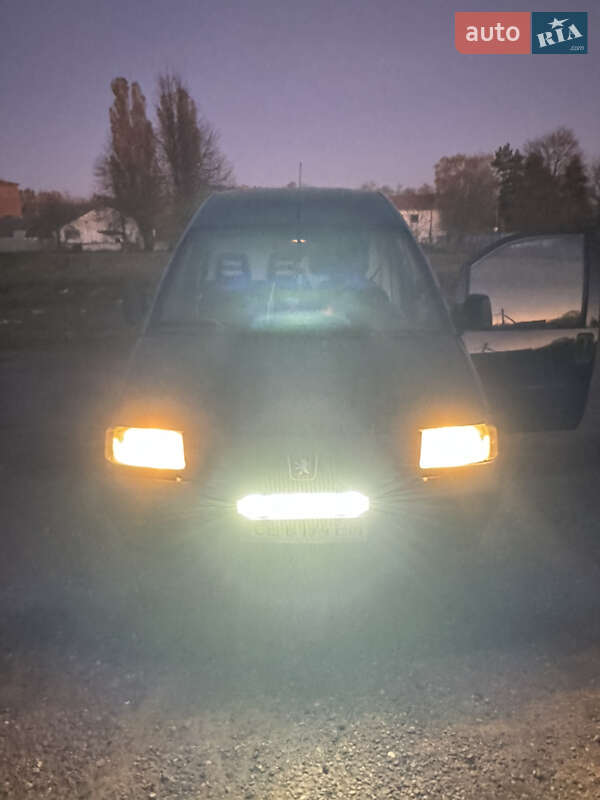 Грузовой фургон Peugeot Expert 1999 в Глыбокой