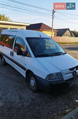 Минивэн Peugeot Expert 2005 в Гореничах