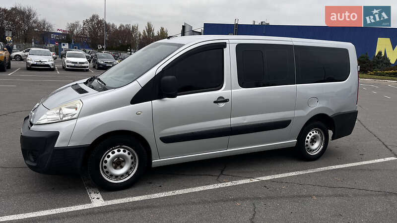 Мінівен Peugeot Expert 2011 в Дніпрі фото 3 Мінівен Peugeot Expert 2011 в Дніпрі