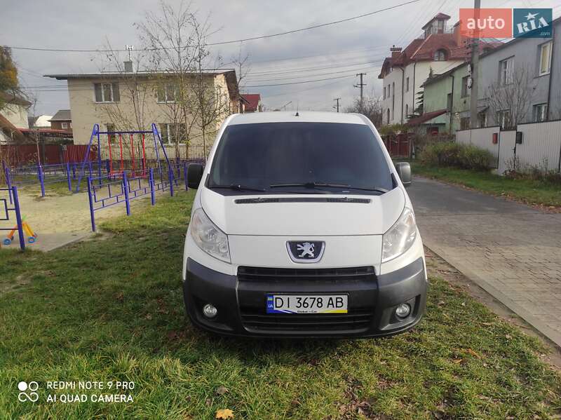 Минивэн Peugeot Expert 2008 в Львове фото 12 Минивэн Peugeot Expert 2008 в Львове