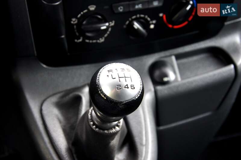 Грузовой фургон Peugeot Expert 2016 в Львове фото 24 Грузовой фургон Peugeot Expert 2016 в Львове