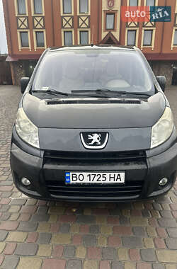 Мінівен Peugeot Expert 2008 в Тернополі