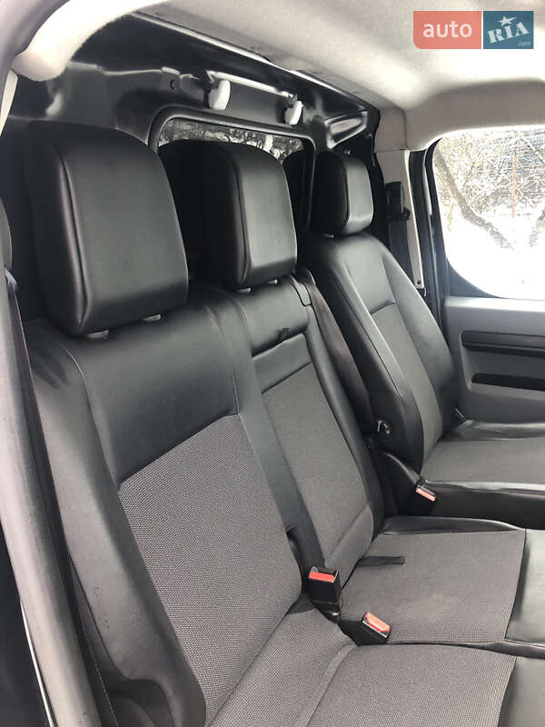 Вантажний фургон Peugeot Expert 2016 в Бродах