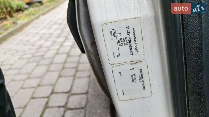 Грузовой фургон Peugeot Expert 2004 в Ивано-Франковске