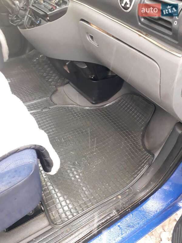 Мінівен Peugeot Expert 2004 в Новому Розділі