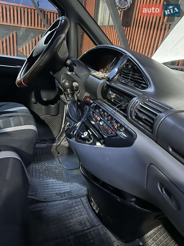 Минивэн Peugeot Expert 2006 в Самборе