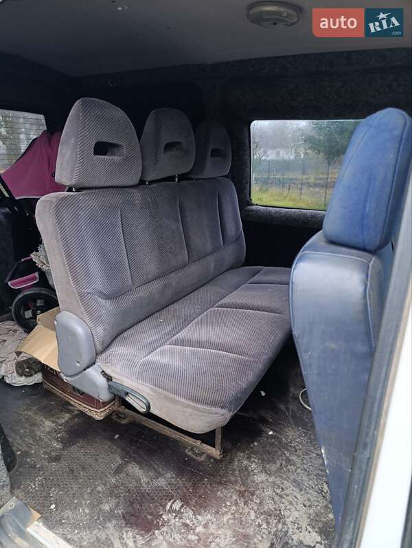 Минивэн Peugeot Expert 2006 в Лановцах