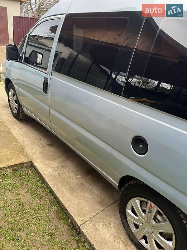 Минивэн Peugeot Expert 2003 в Стрые