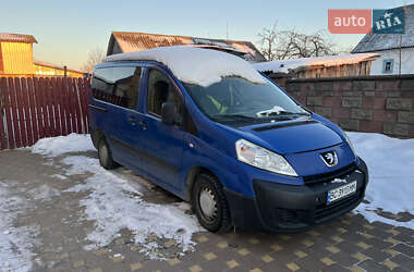 Мінівен Peugeot Expert 2009 в Сарнах