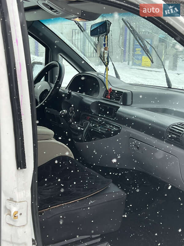 Минивэн Peugeot Expert 2005 в Ровно фото 17 Минивэн Peugeot Expert 2005 в Ровно