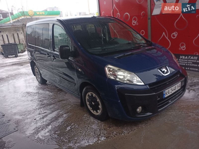 Минивэн Peugeot Expert 2008 в Киеве