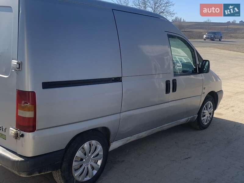 Грузовой фургон Peugeot Expert 2001 в Черновцах