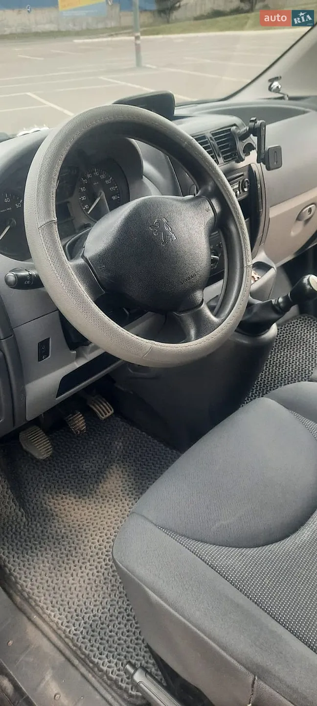 2010 Peugeot Expert - мініатюра 10