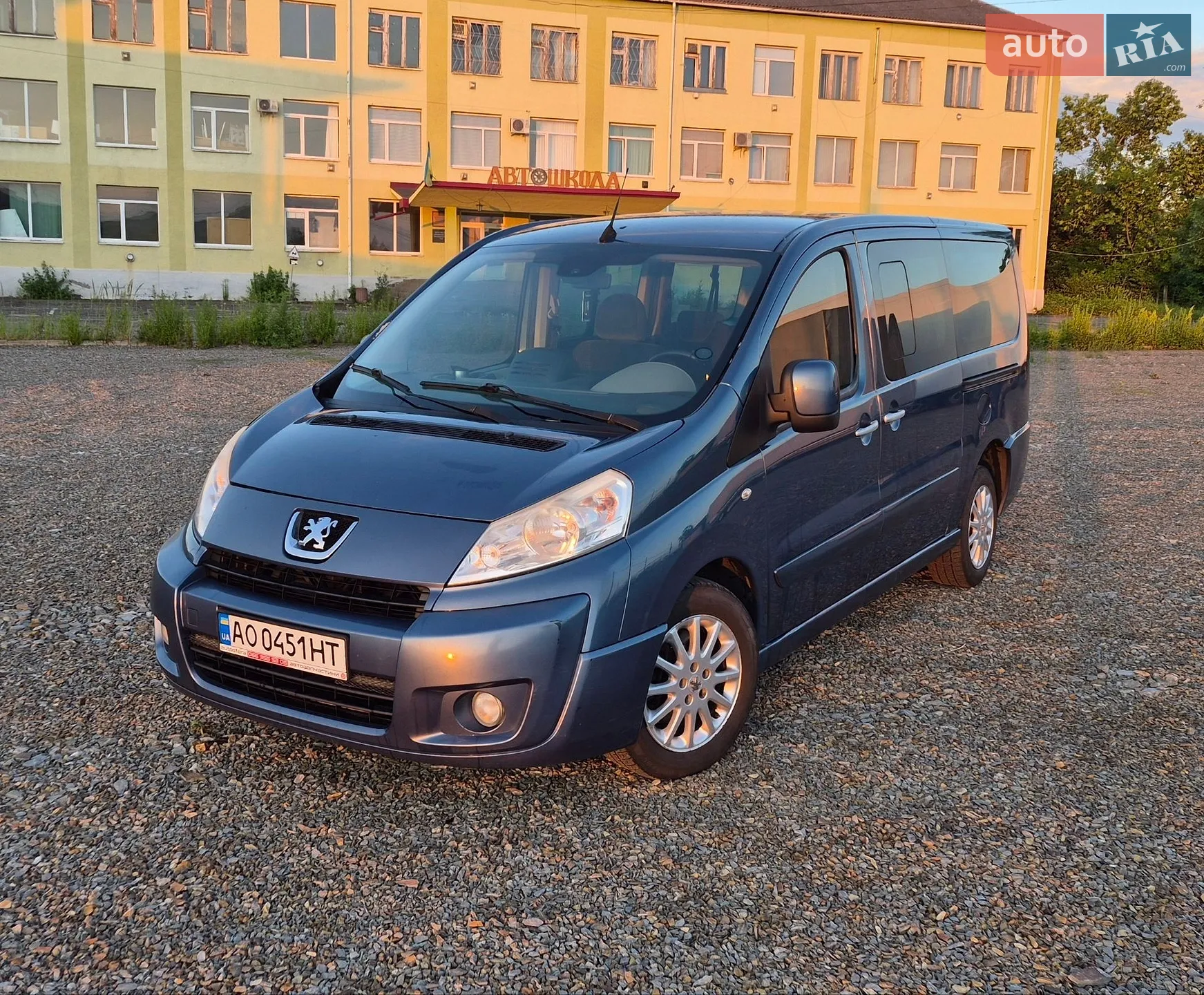 2011 Peugeot Expert - мініатюра 18
