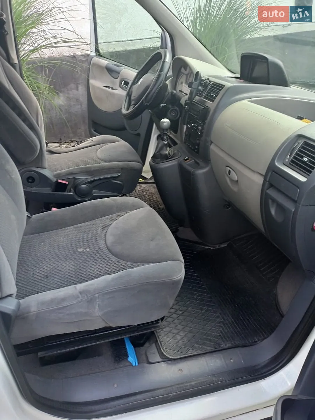 2010 Peugeot Expert - мініатюра 8