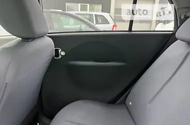 Peugeot iOn 2015