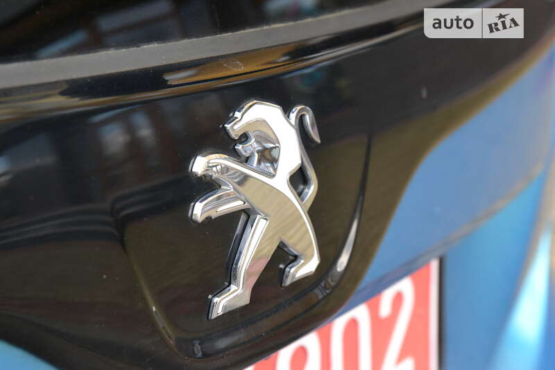Хэтчбек Peugeot iOn 2013 в Луцке