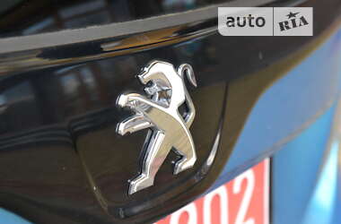 Хетчбек Peugeot iOn 2013 в Луцьку