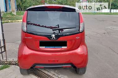 Хетчбек Peugeot iOn 2015 в Миколаєві