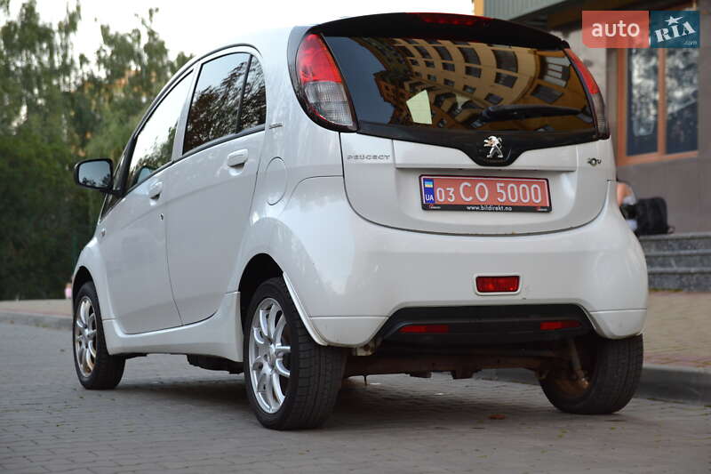 Хэтчбек Peugeot iOn 2012 в Луцке