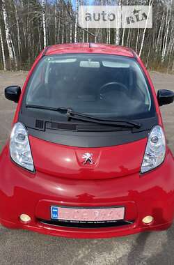 Peugeot iOn 2011