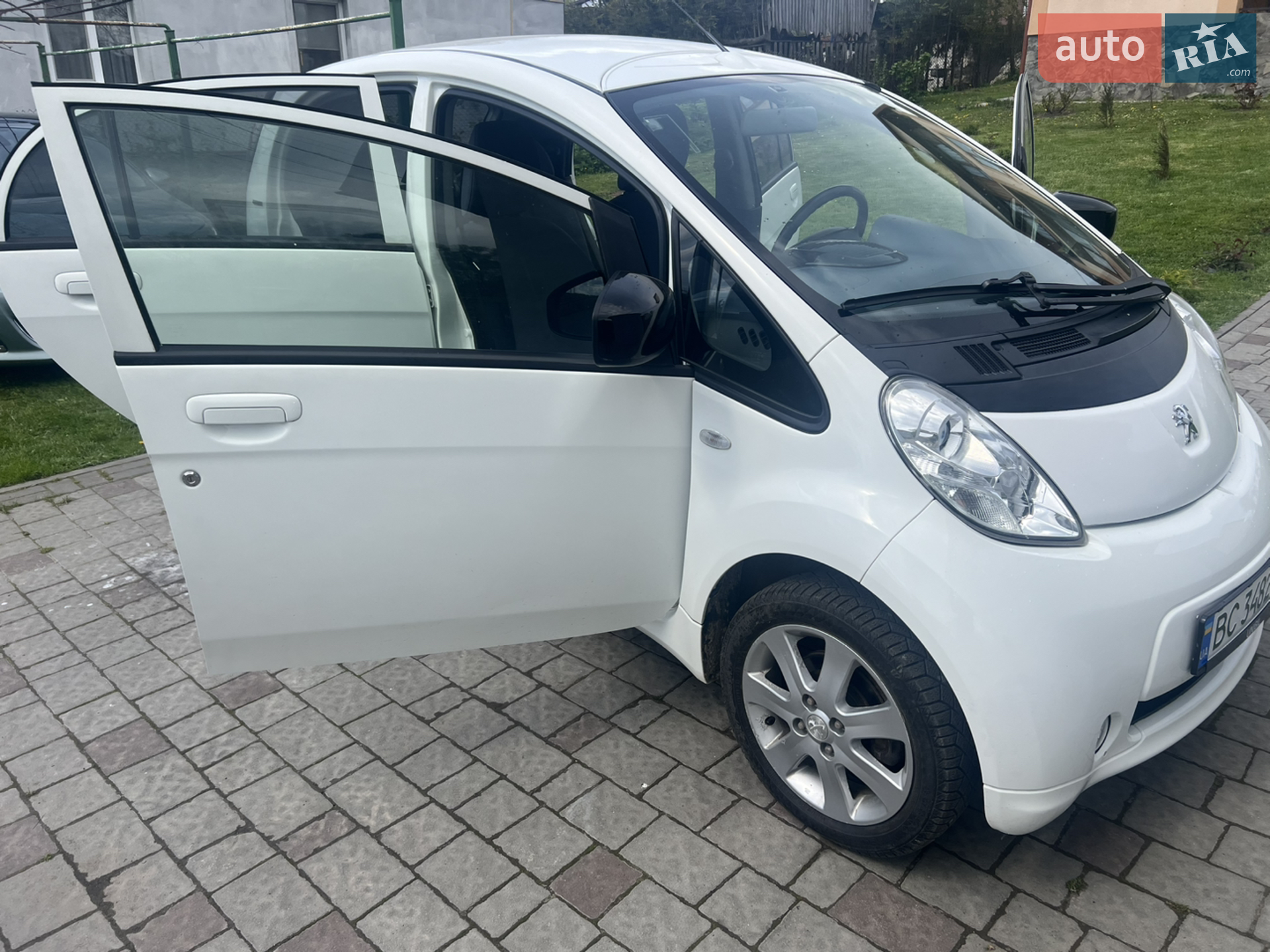 2011 Peugeot iOn - мініатюра 5
