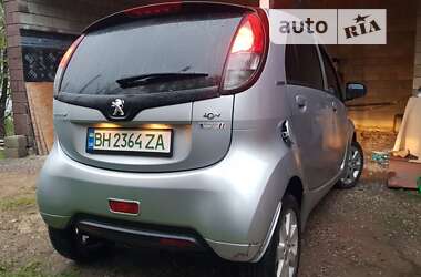 Хэтчбек Peugeot iOn 2012 в Одессе