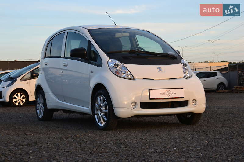 Хетчбек Peugeot iOn 2013 в Луцьку