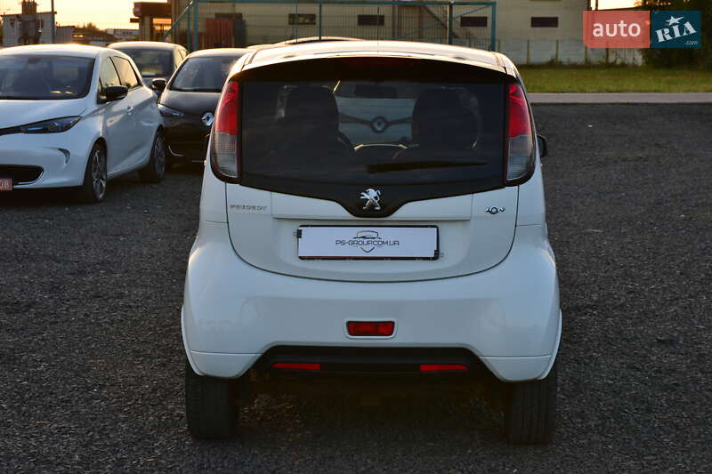 Хетчбек Peugeot iOn 2013 в Луцьку