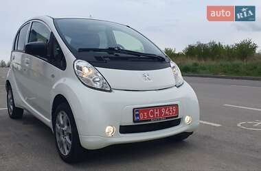 Хэтчбек Peugeot iOn 2015 в Ровно