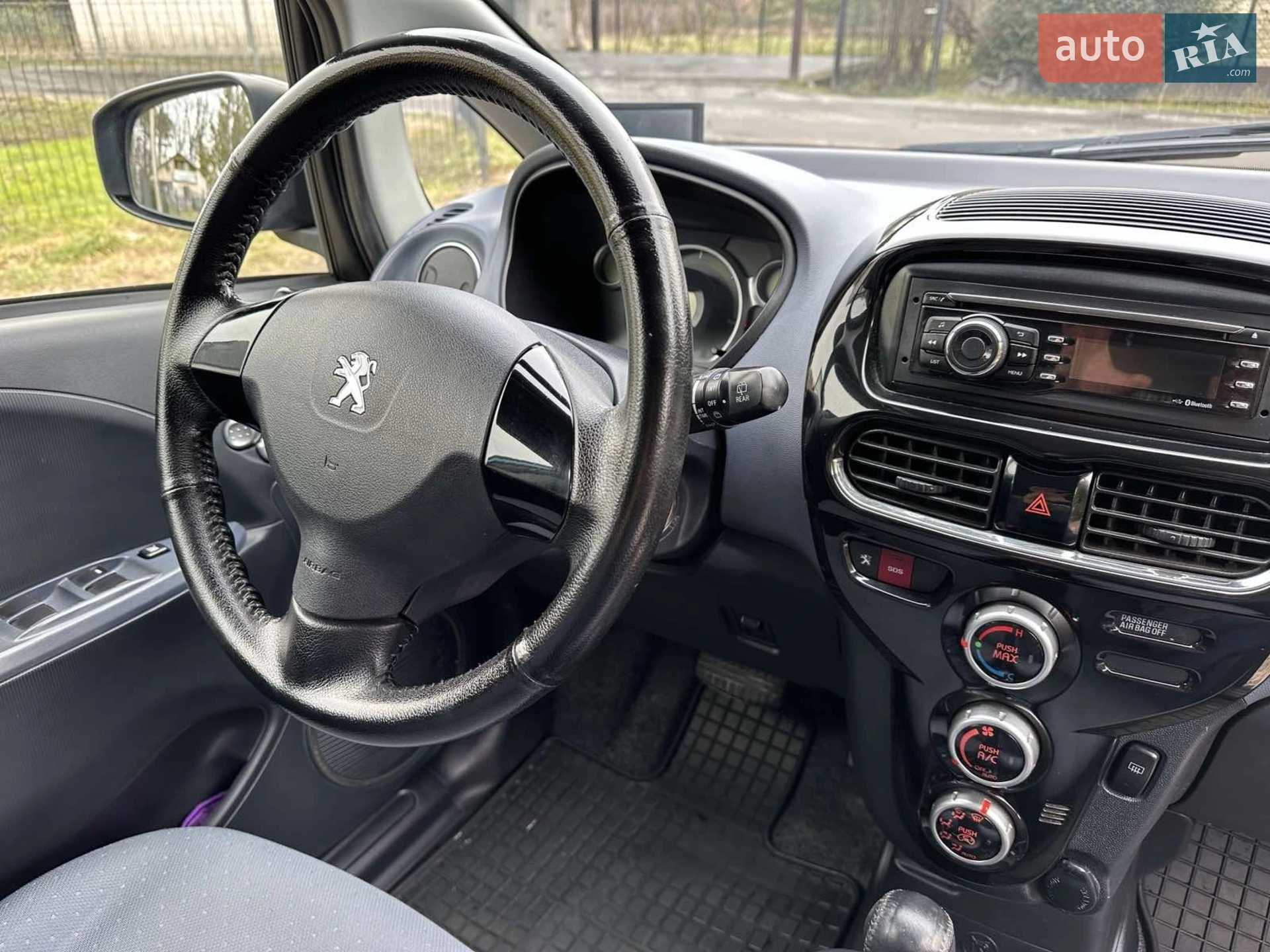 2015 Peugeot iOn - мініатюра 6