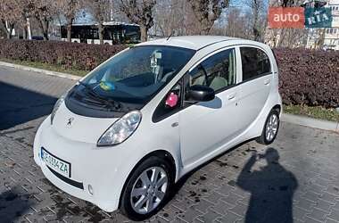 Peugeot iOn 2012 Peugeot iOn 2012