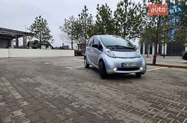 Хэтчбек Peugeot iOn 2012 в Ровно