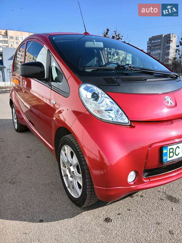 Хетчбек Peugeot iOn 2014 в Львові