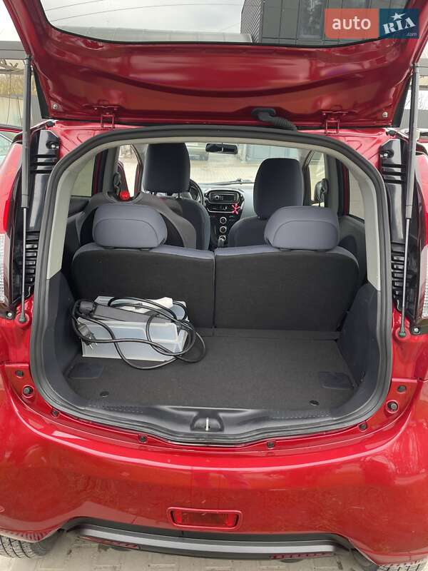 Хэтчбек Peugeot iOn 2017 в Тернополе фото 18 Хэтчбек Peugeot iOn 2017 в Тернополе