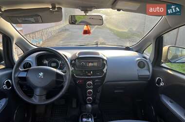 Хэтчбек Peugeot iOn 2014 в  фото 10 Хэтчбек Peugeot iOn 2014 в