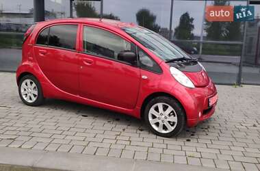 Хэтчбек Peugeot iOn 2014 в 